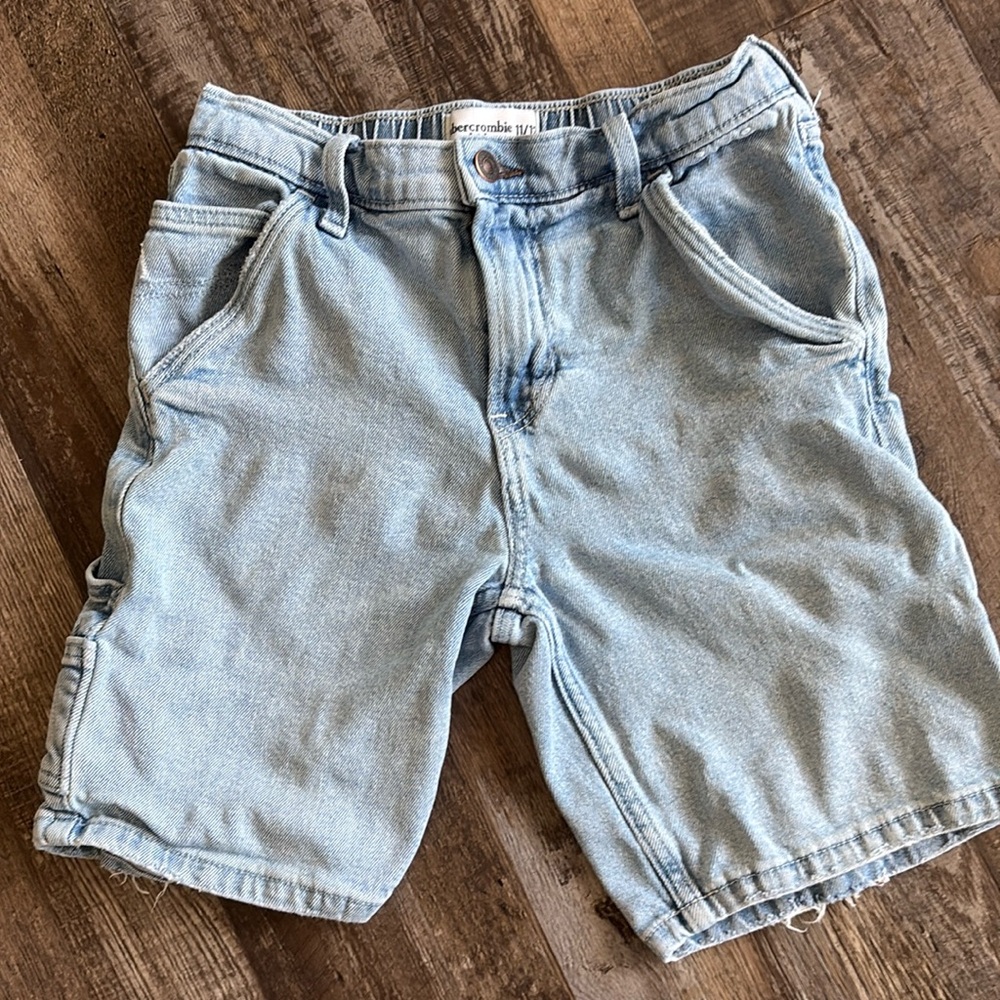 Abercrombie kids boy short 11/12